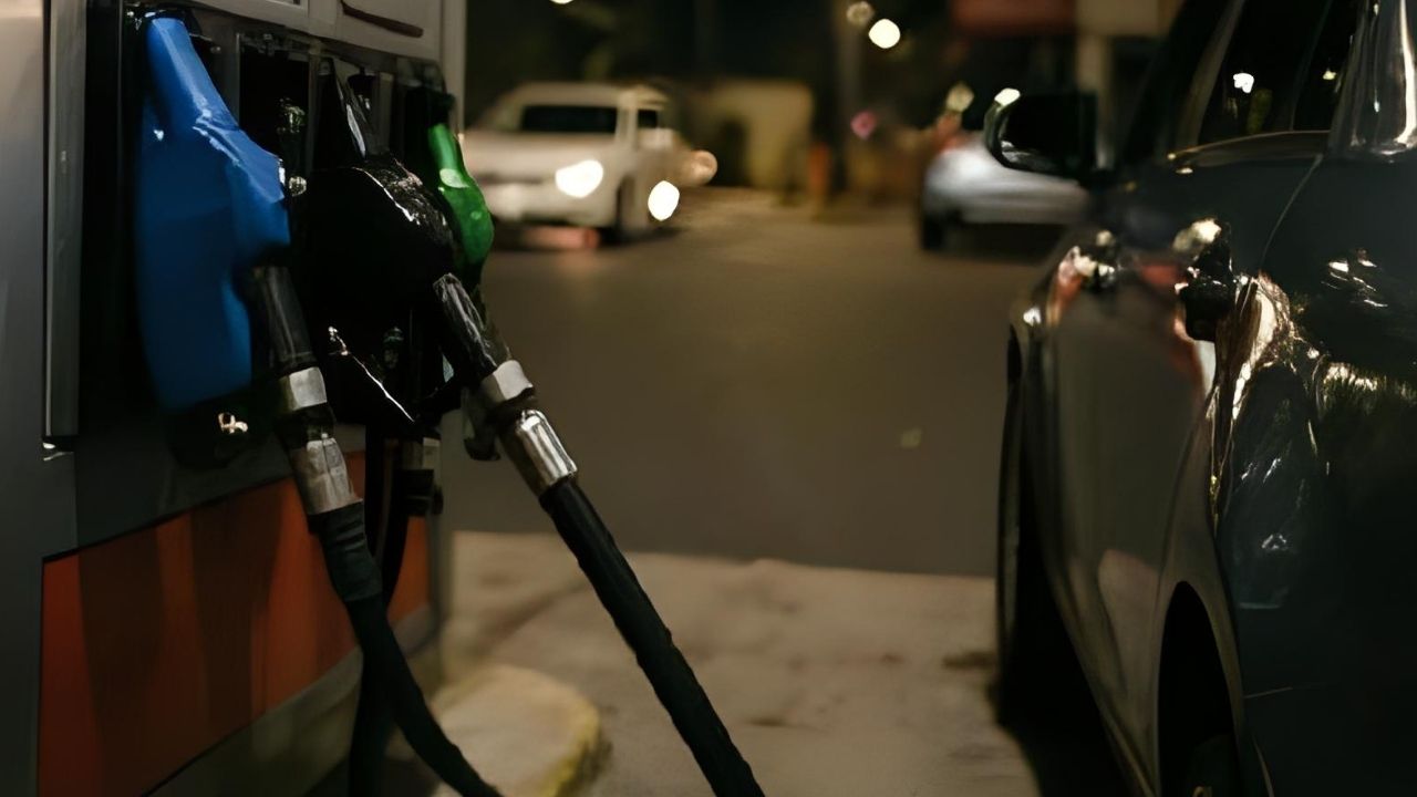 Benzin Fiyatlarına Büyük İndirim Yolda