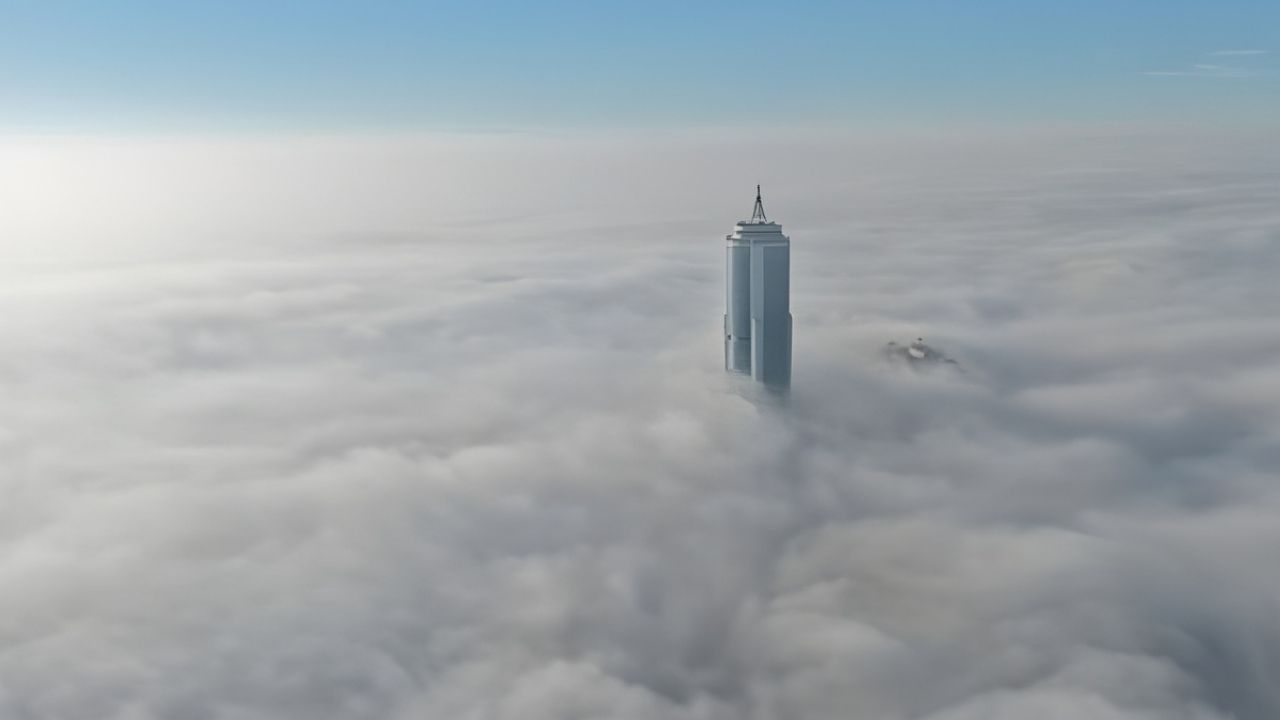 Konya'da görsel şölen: Şehir sis altında kayboldu