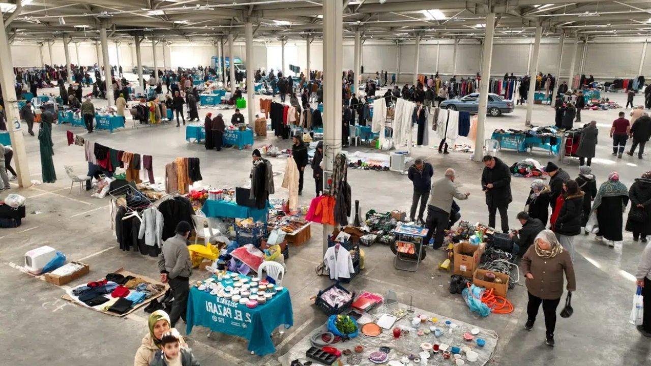 Konya'da İkinci El Pazarı'na Yoğun İlgi: 270 Vatandaş Tezgâh Açtı