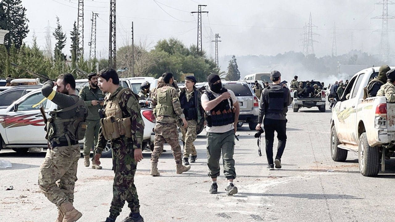 SDG Heyeti Şam’da, 80 Bin Asker Sınır Hattında!